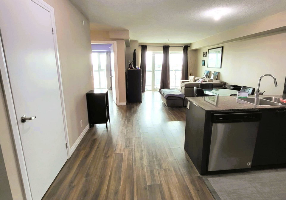 2150-lawrence-avenue-e-scarborough-ontario-e12789244