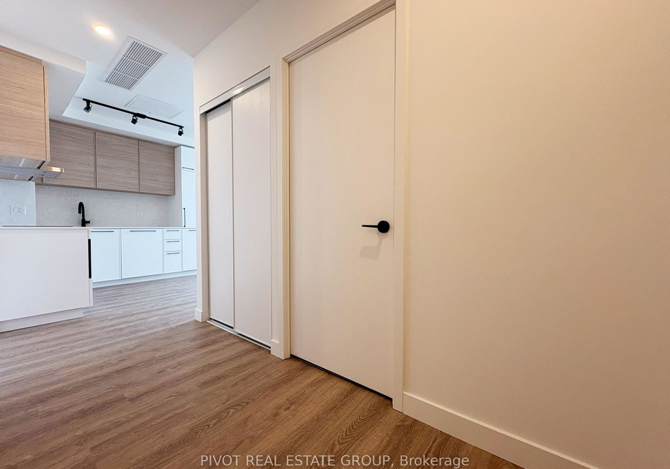 1050-eastern-avenue-toronto-ontario-e12789566