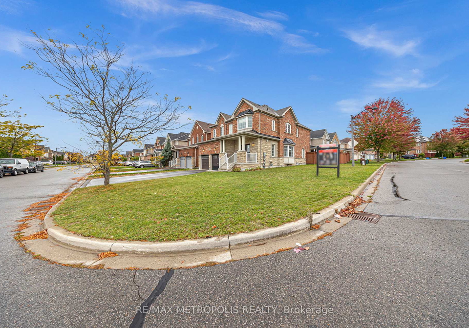 1665-pennel-drive-oshawa-ontario-e12789616