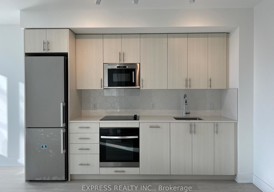 2545-simcoe-street-n-oshawa-ontario-e12789790