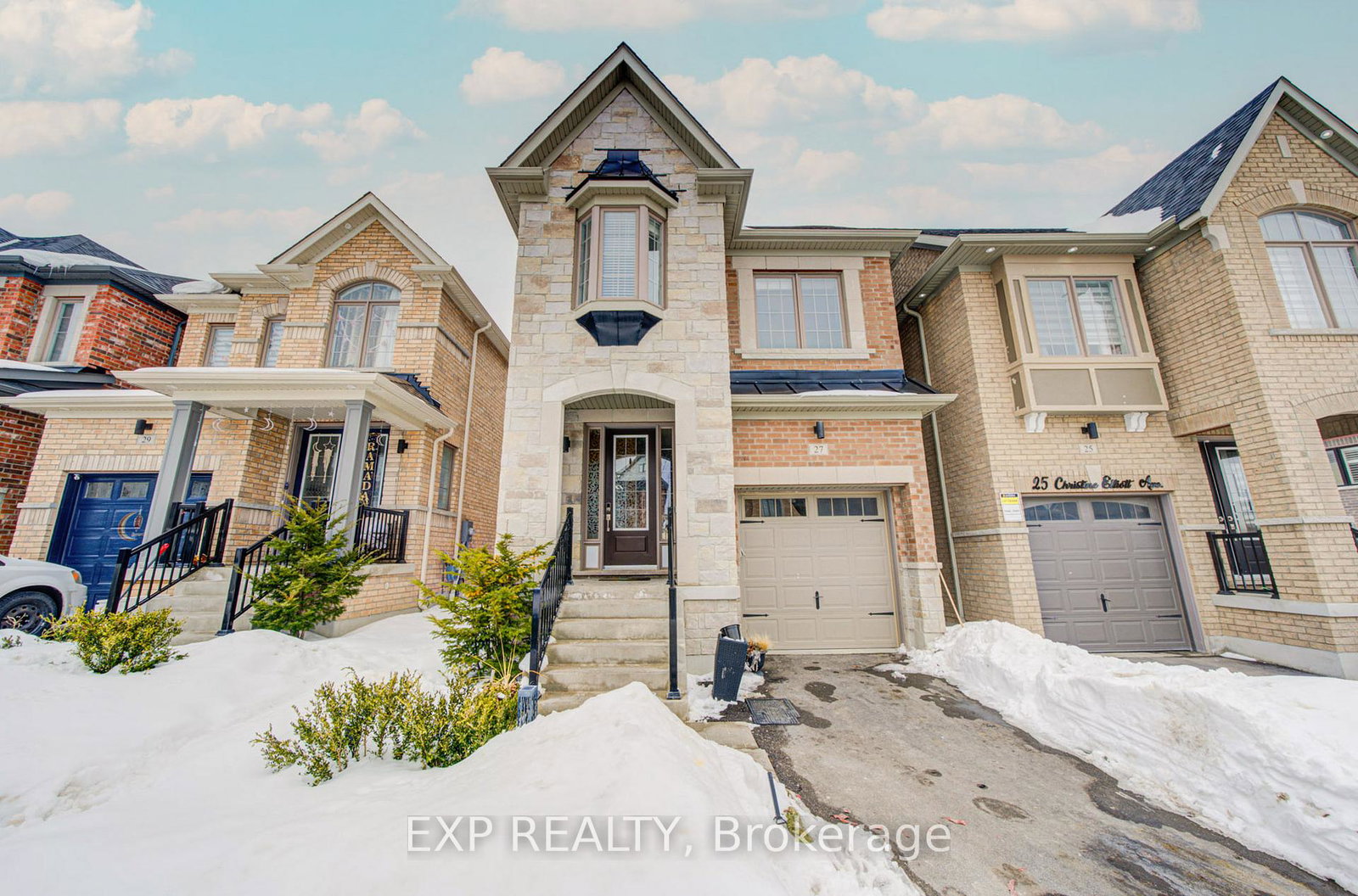 Discover Similar Properties of Main - 74 Kirkland Place, Whitby ...
