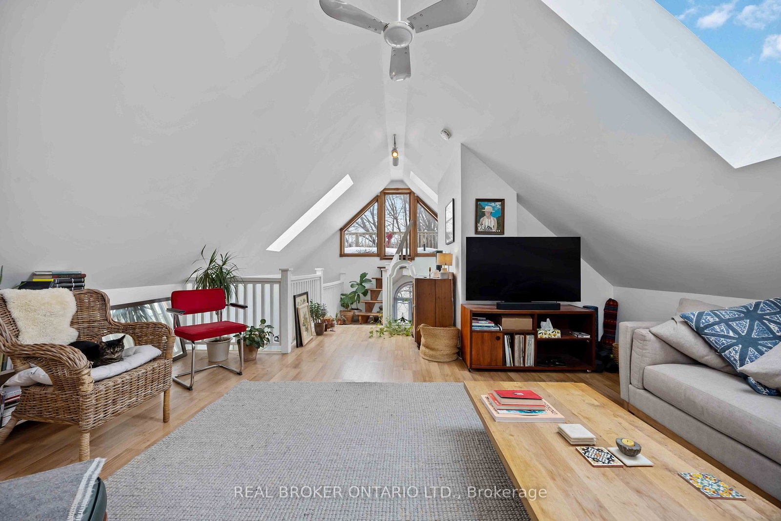 22-curzon-street-toronto-ontario-e12791308