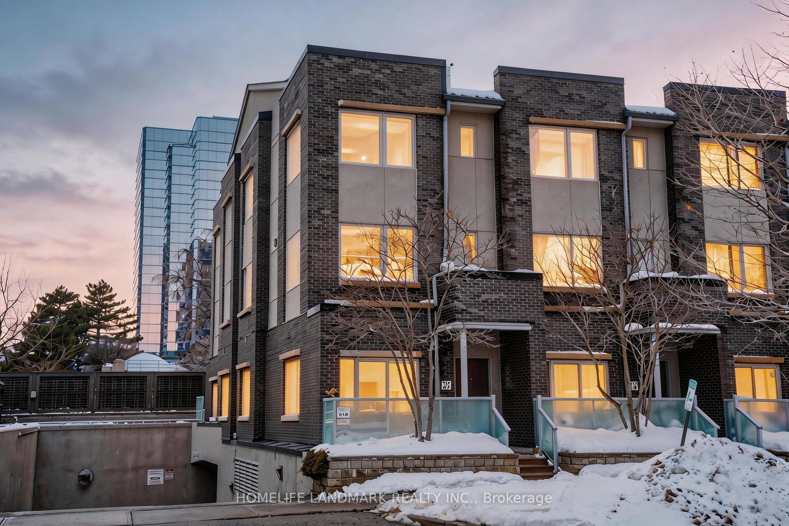315-village-green-square-scarborough-ontario-e12791888