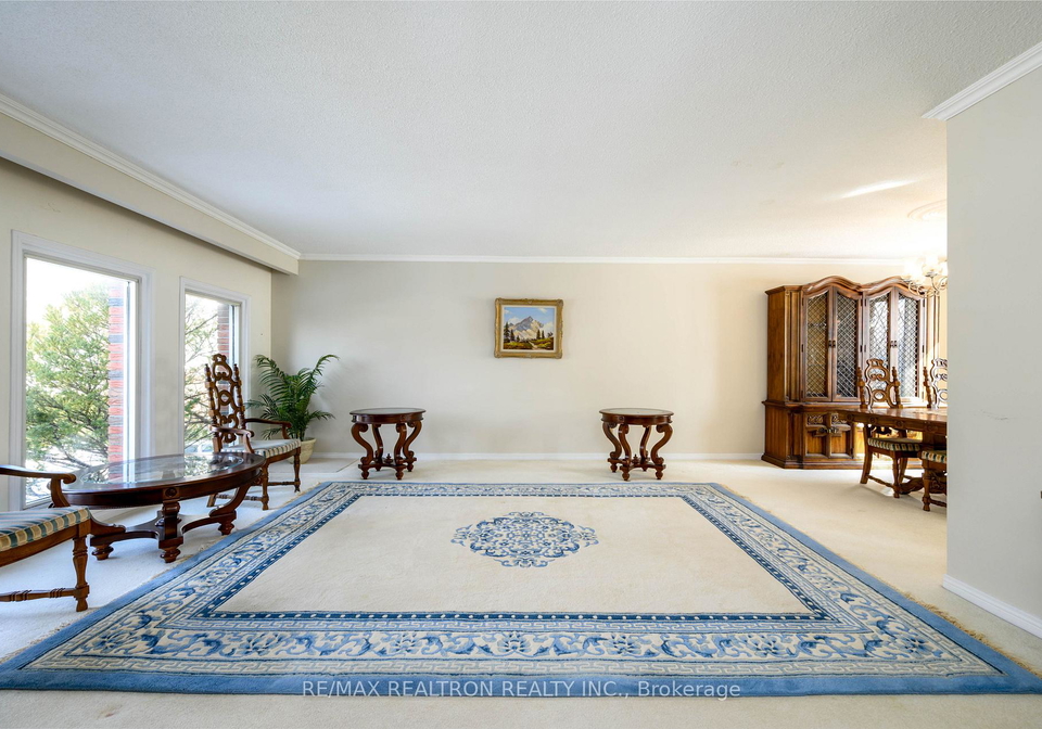 9-eastlea-crescent-scarborough-ontario-e12792504