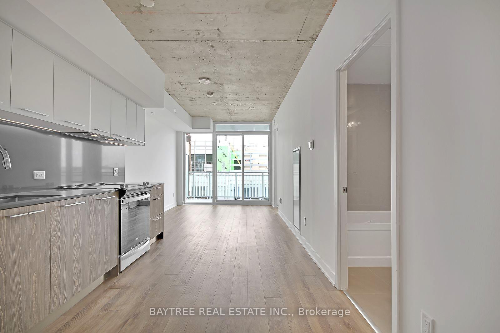 45-baseball-place-toronto-ontario-e12793366