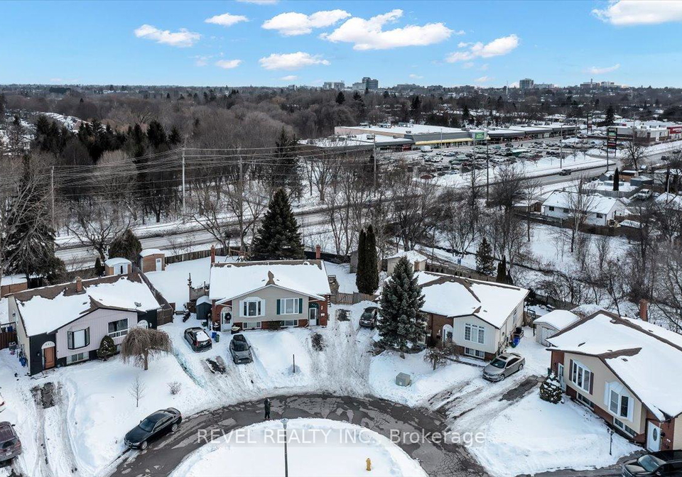 633-deauville-court-oshawa-ontario-e12793508
