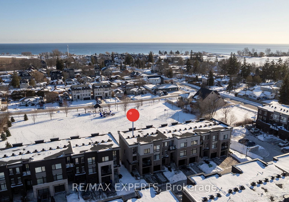 1366-gull-crossing-pickering-ontario-e12795708