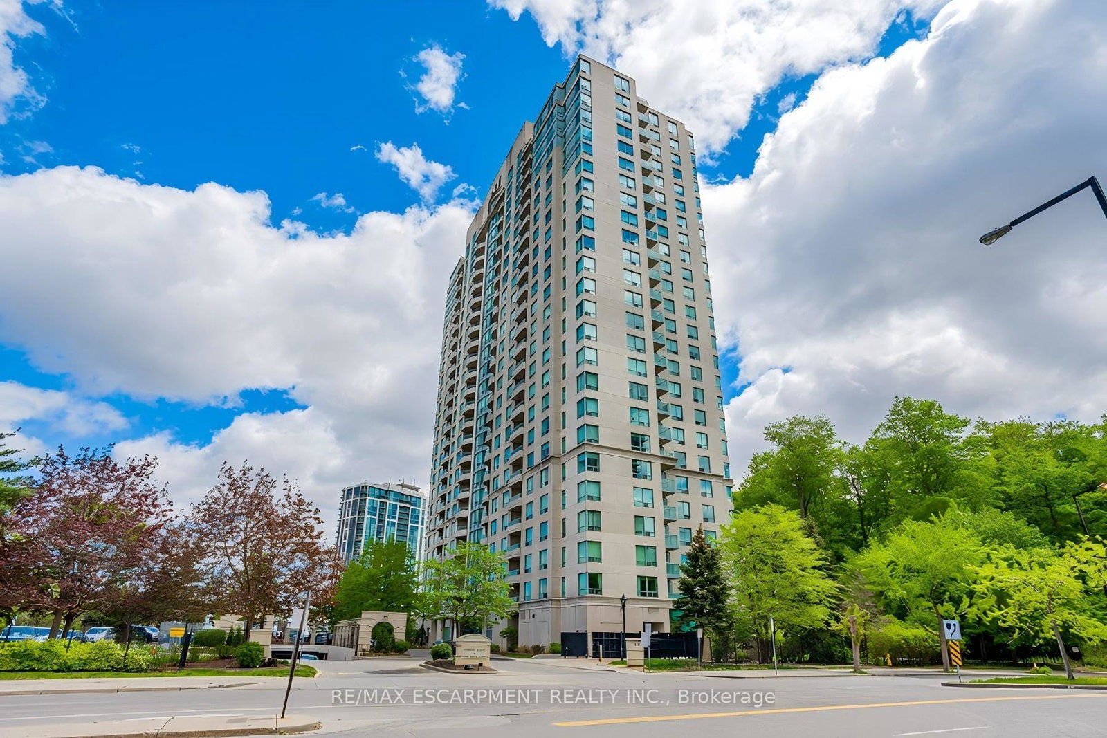61-town-centre-court-scarborough-ontario-e12795844