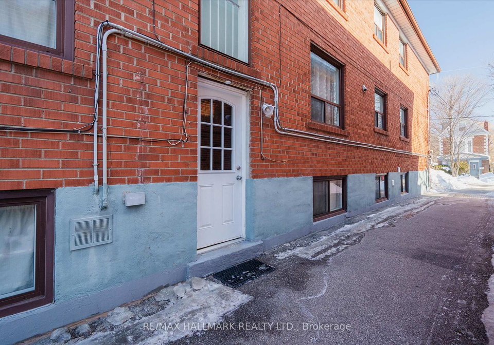224-pickering-street-toronto-ontario-e12796796