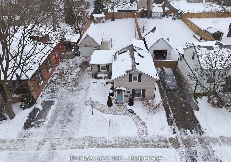 922-byron-street-s-whitby-ontario-e12796840