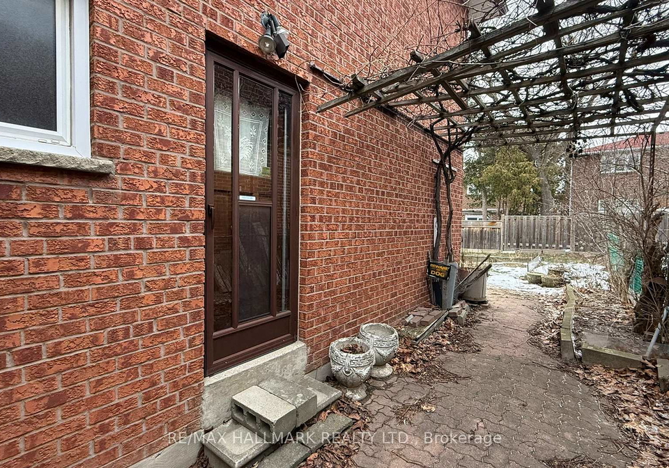 285-huntsmill-boulevard-scarborough-ontario-e12797262