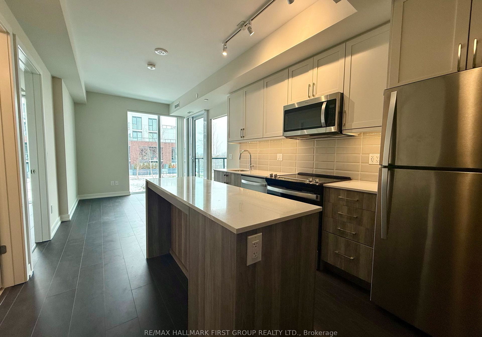 201-brock-street-s-whitby-ontario-e12797408