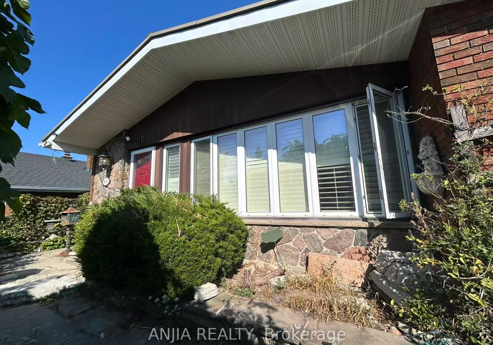 500-huntingwood-drive-scarborough-ontario-e12797700
