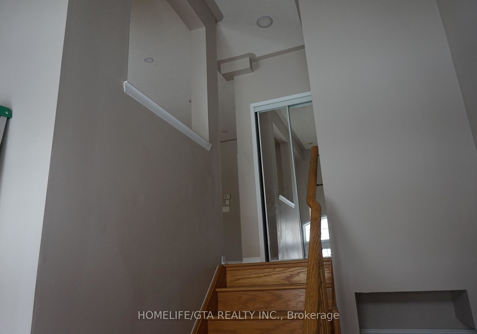 81-wyper-square-scarborough-ontario-e12798290