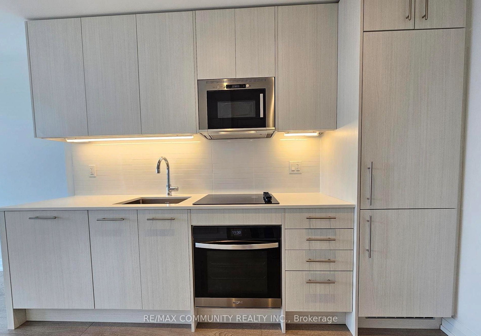 286-main-street-toronto-ontario-e12798650