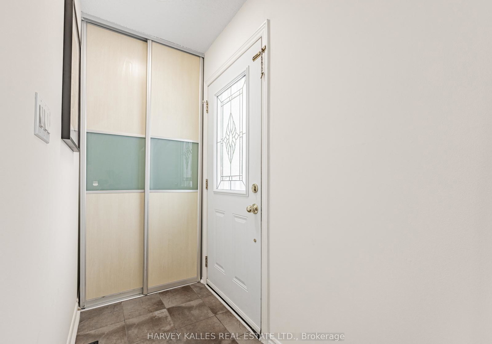 47-snowball-crescent-scarborough-ontario-e12798684