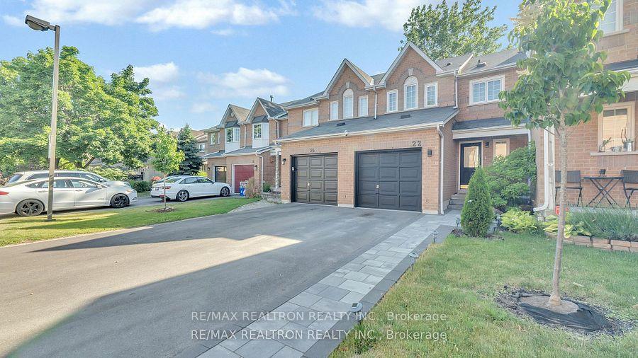 22-macintyre-lane-ajax-ontario-e12798734