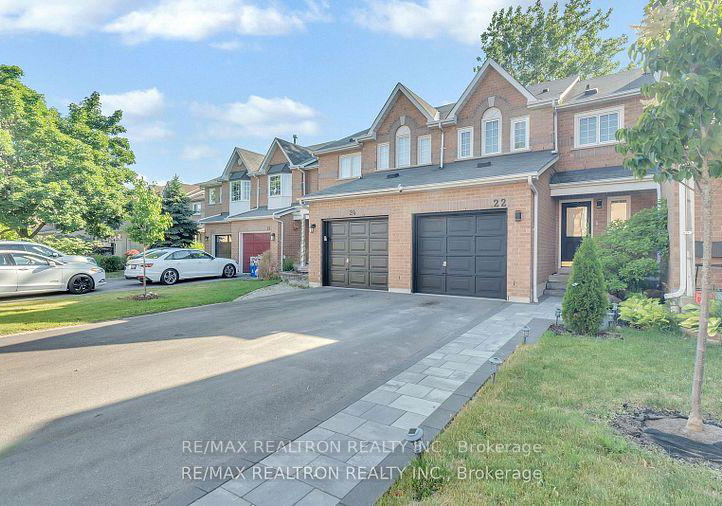 22-macintyre-lane-ajax-ontario-e12798734