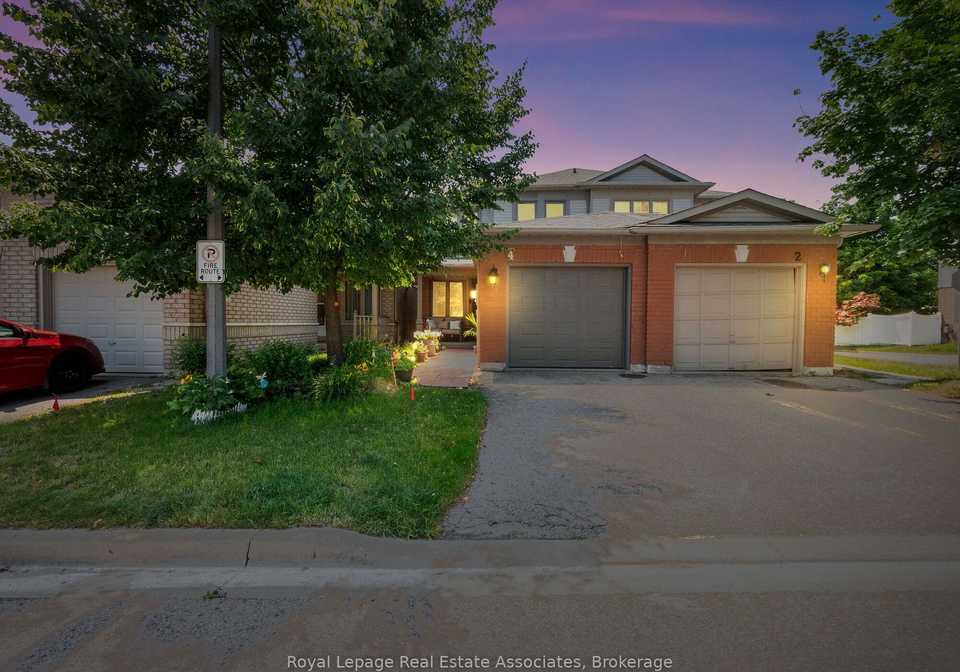 4-greengrove-way-whitby-ontario-e12798934