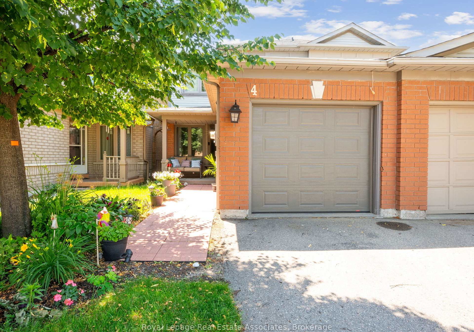 4-greengrove-way-whitby-ontario-e12798934
