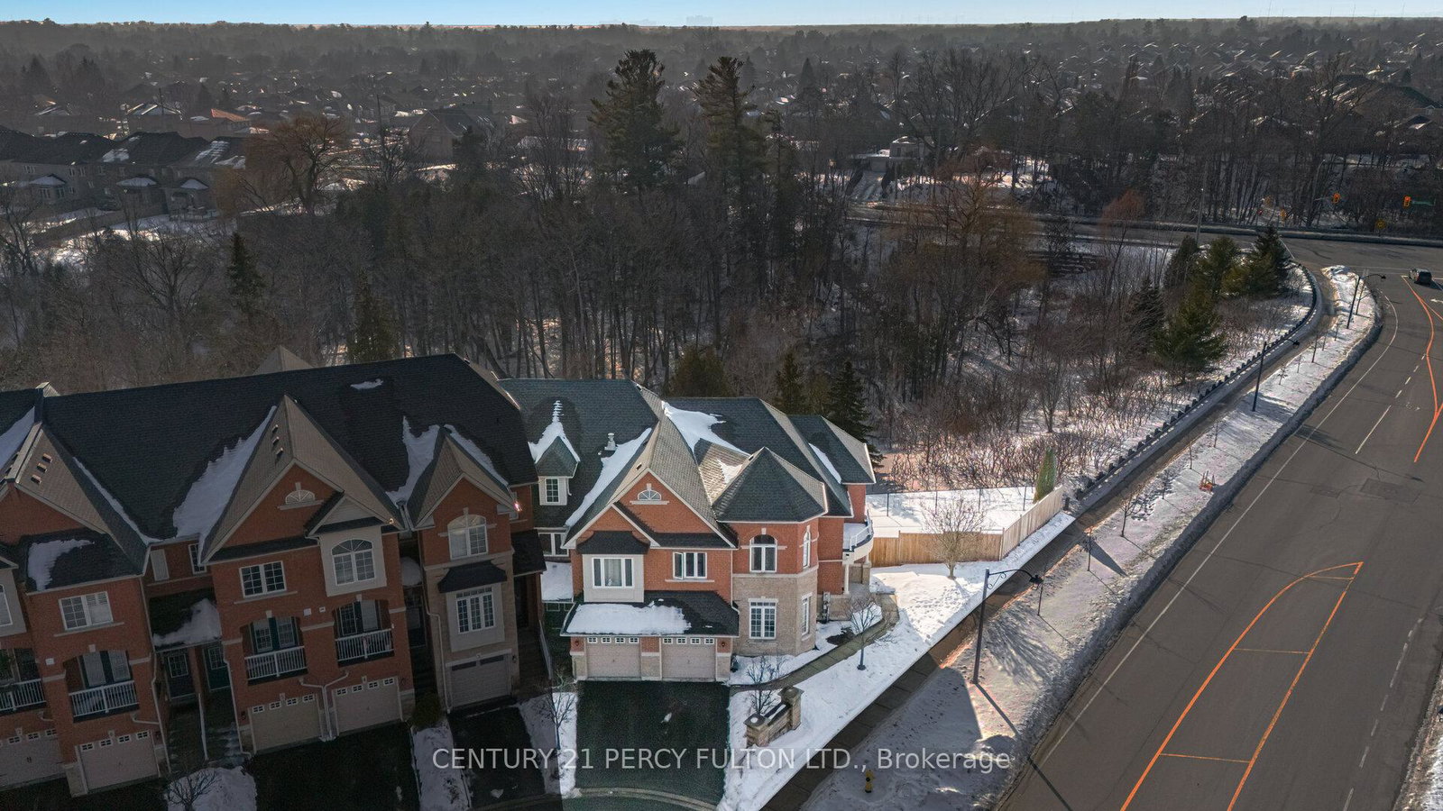 30strouds-lane-pickering-ontario-e12800104