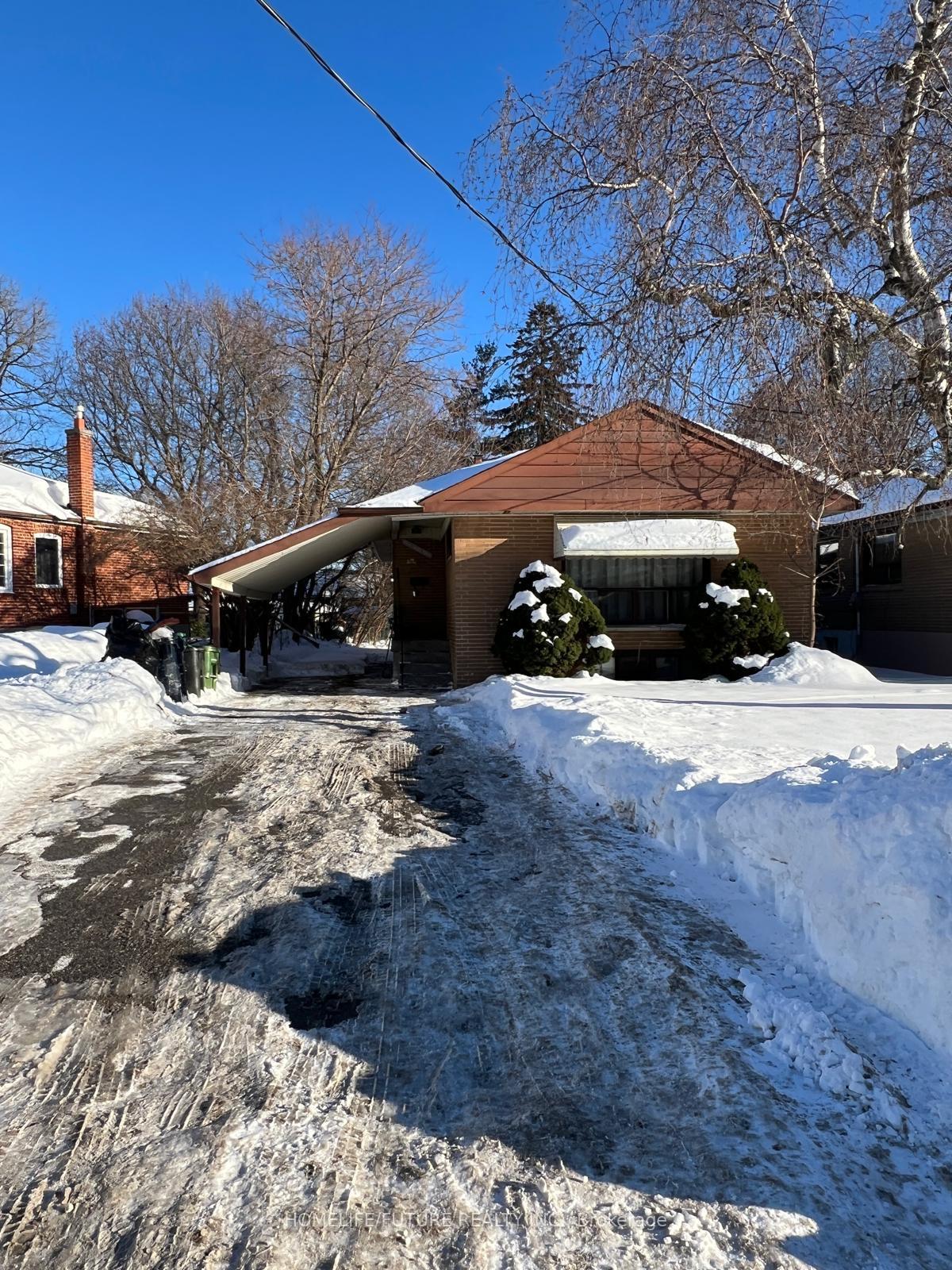 21-mackinac-crescent-scarborough-ontario-e12800132