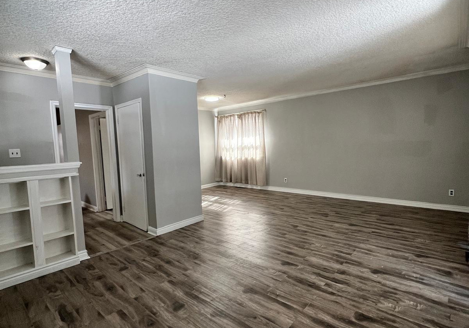 21-mackinac-crescent-scarborough-ontario-e12800132