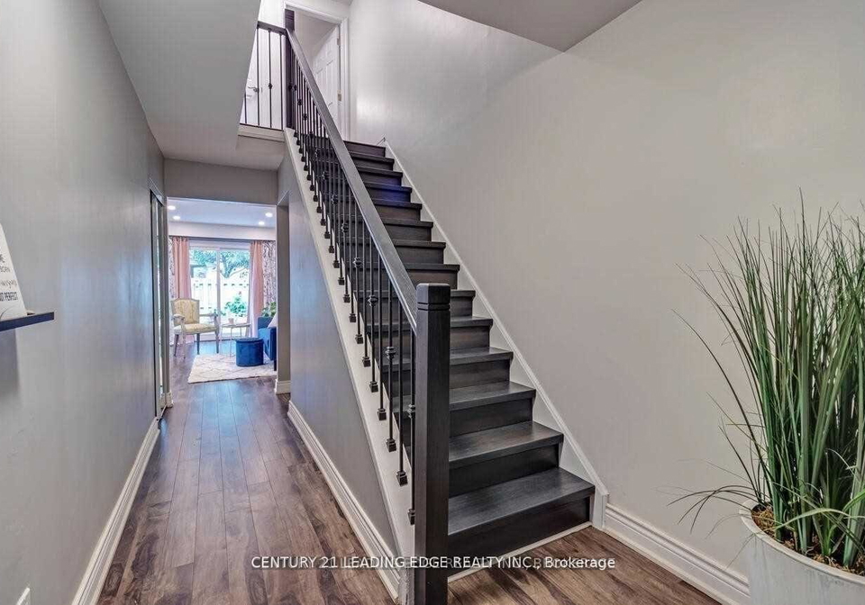 925-burns-street-w-whitby-ontario-e12800952