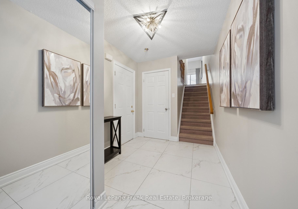 1995-pinegrove-avenue-pickering-ontario-e12801452