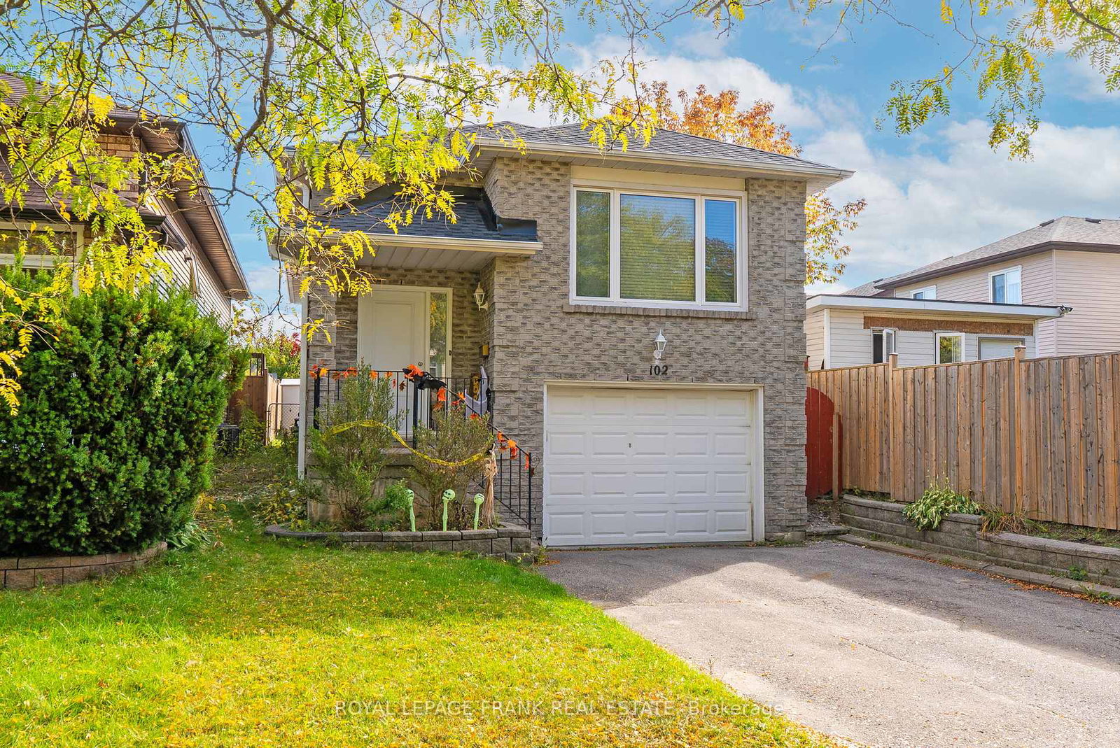 102-turnberry-crescent-clarington-ontario-e12802778