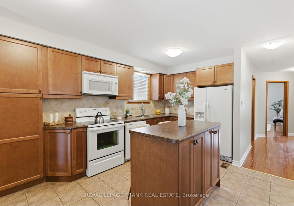 102-turnberry-crescent-clarington-ontario-e12802778