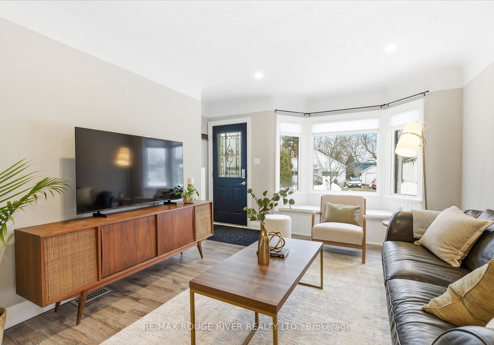 390-division-street-oshawa-ontario-e12803654