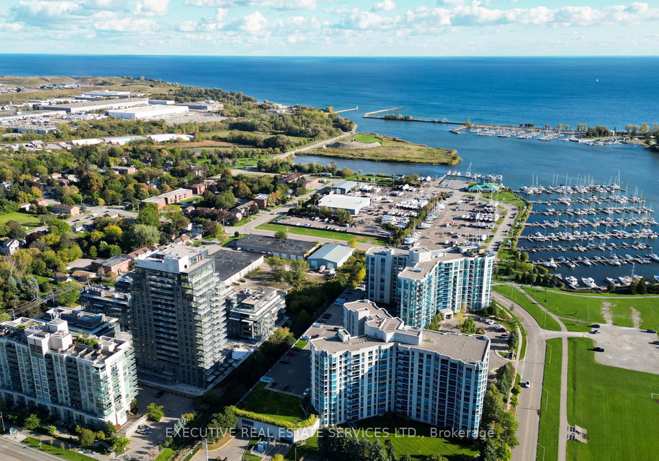 1010-sandy-beach-road-pickering-ontario-e12803702