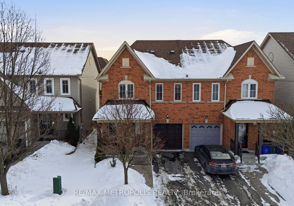 15-boyd-crescent-ajax-ontario-e12803714
