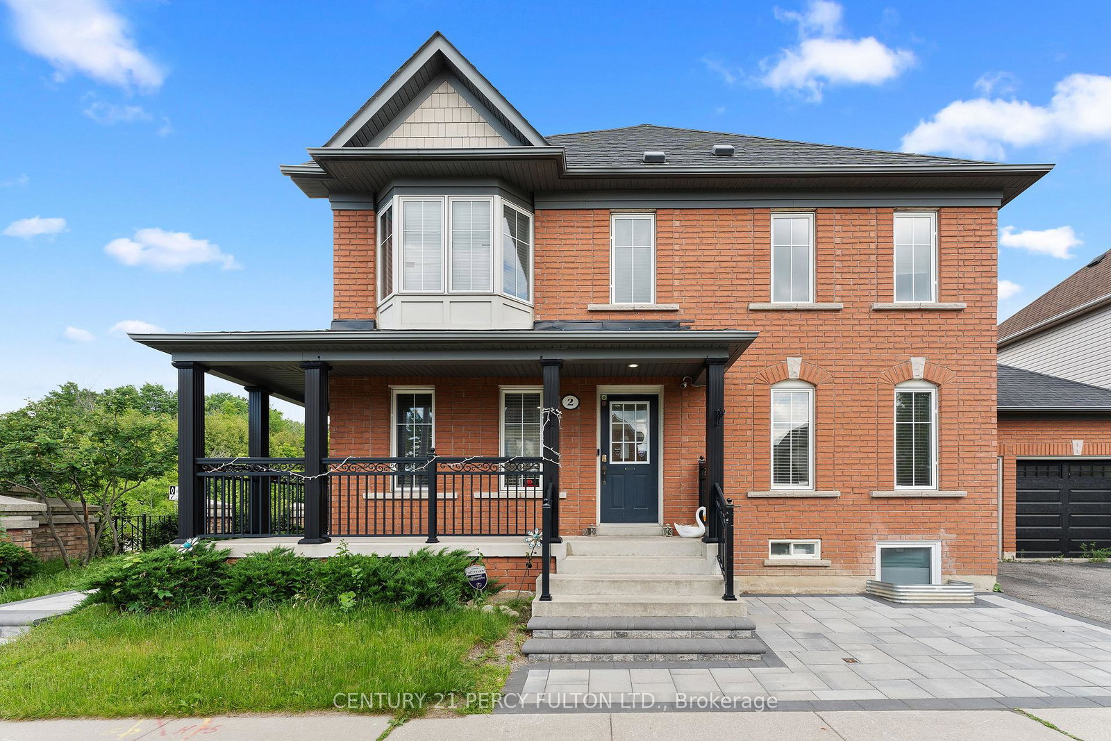 2-stokes-drive-ajax-ontario-e12803774