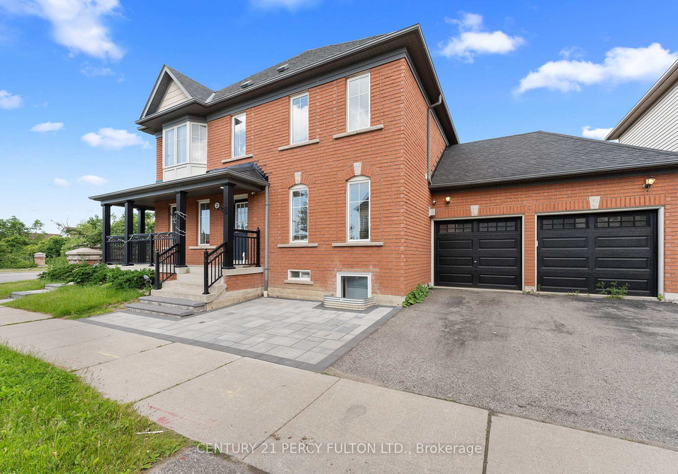2-stokes-drive-ajax-ontario-e12803774