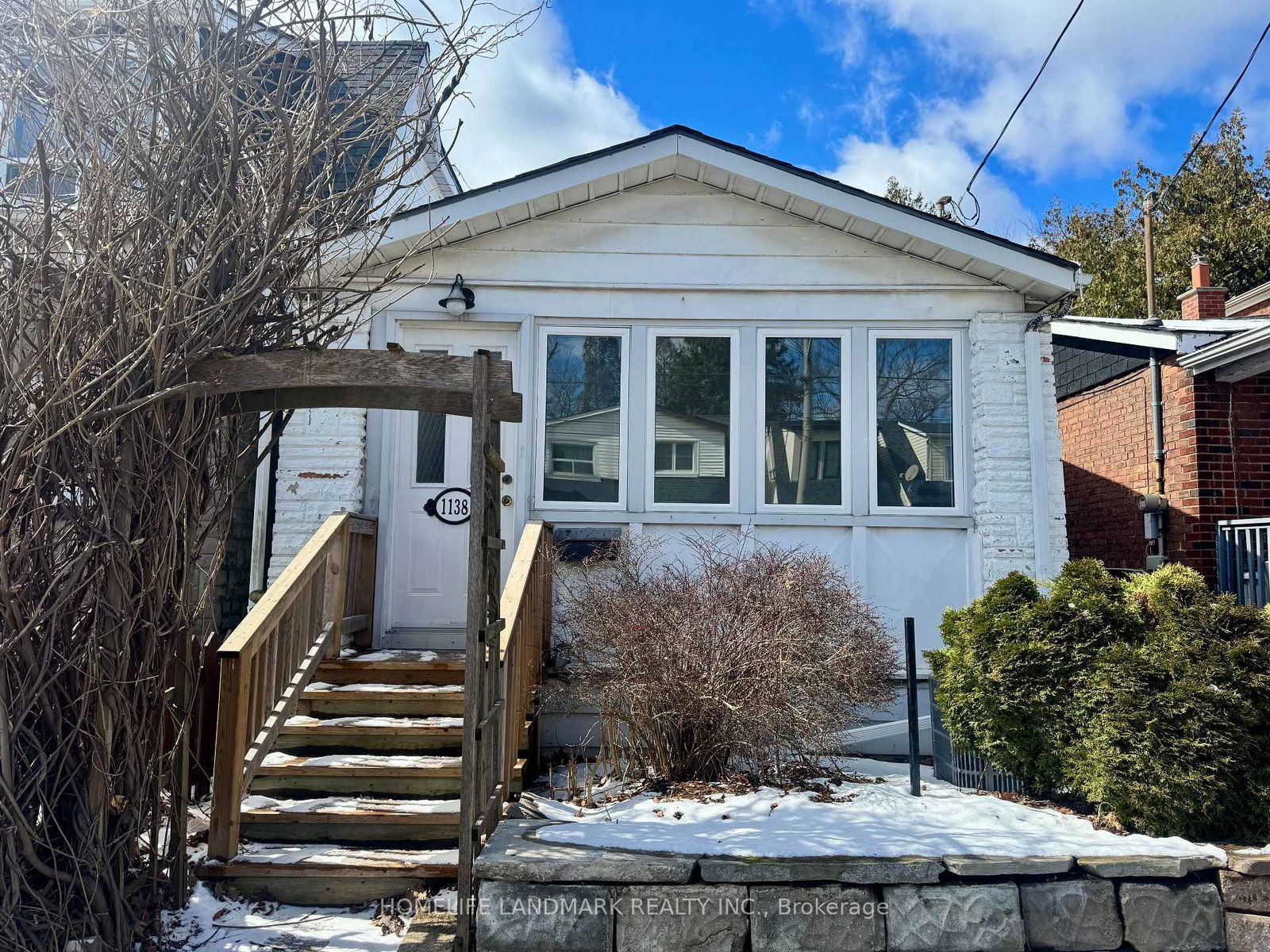 1138-woodbine-avenue-east-york-ontario-e12804388