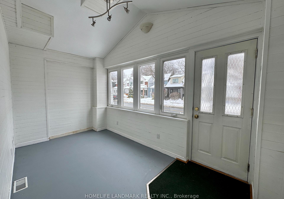 1138-woodbine-avenue-east-york-ontario-e12804388
