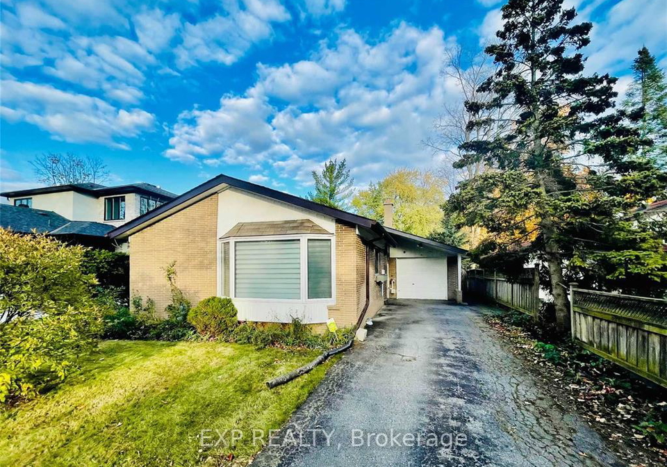 15-scarcliff-gardens-scarborough-ontario-e12804496