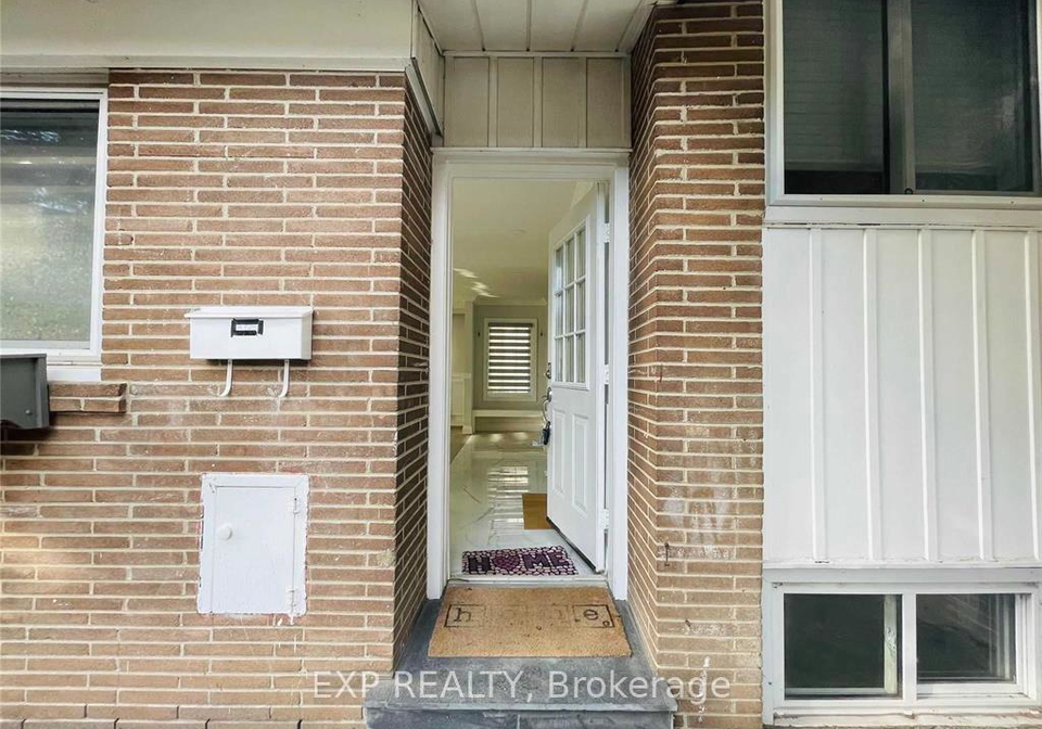 15-scarcliff-gardens-scarborough-ontario-e12804496