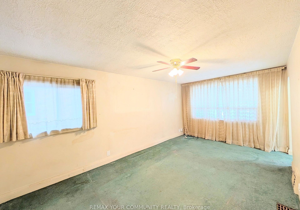 479-dawes-road-east-york-ontario-e12804624