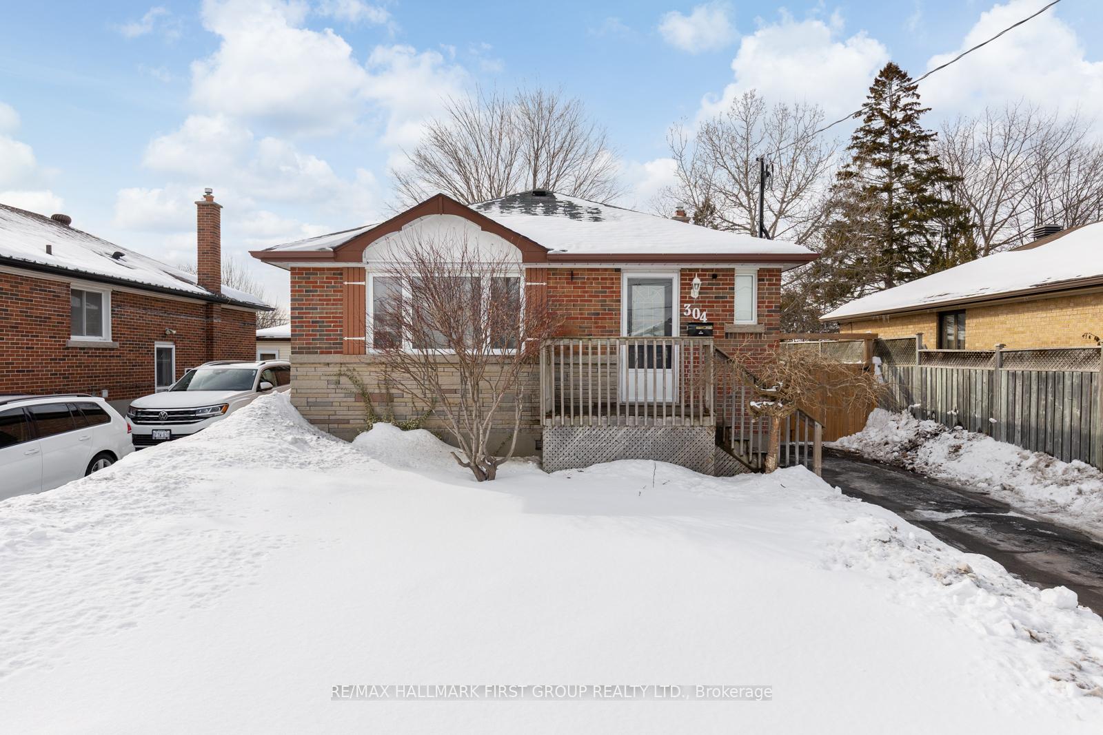304-farewell-street-oshawa-ontario-e12804728