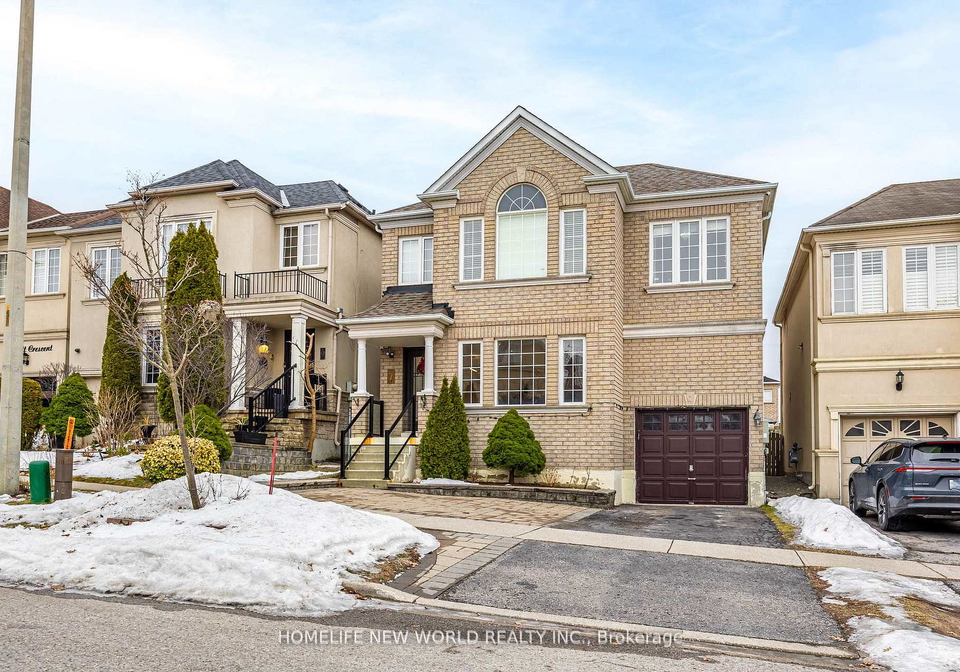 7-batt-crescent-s-ajax-ontario-e12805130