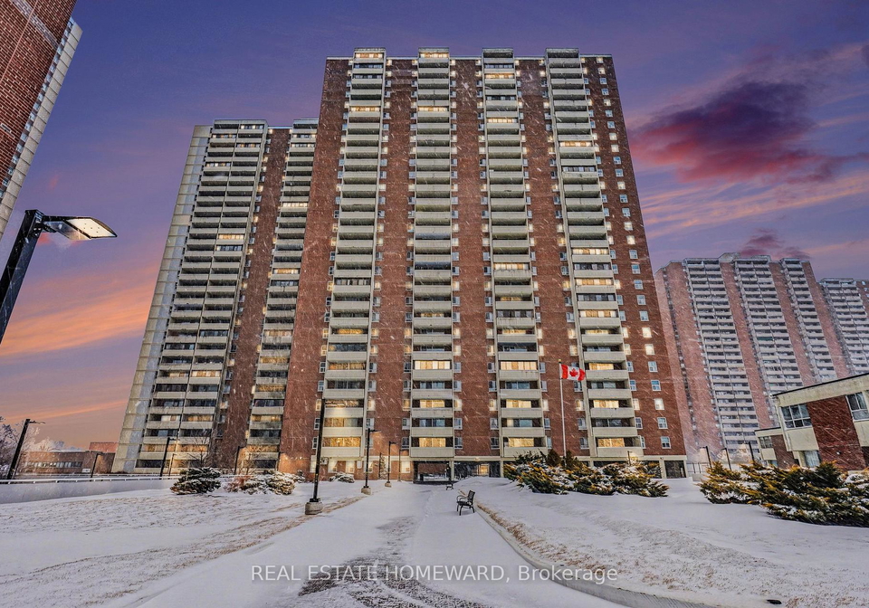 5-massey-square-east-york-ontario-e12805580