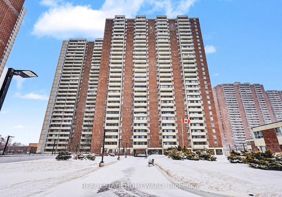 5-massey-square-east-york-ontario-e12805580
