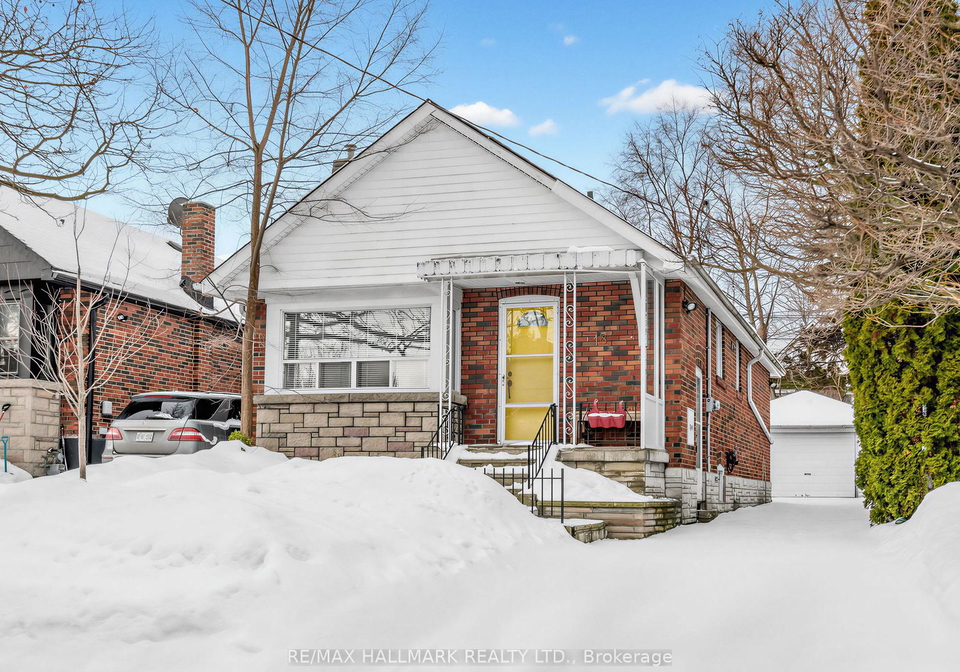18-roblin-avenue-east-york-ontario-e12806520