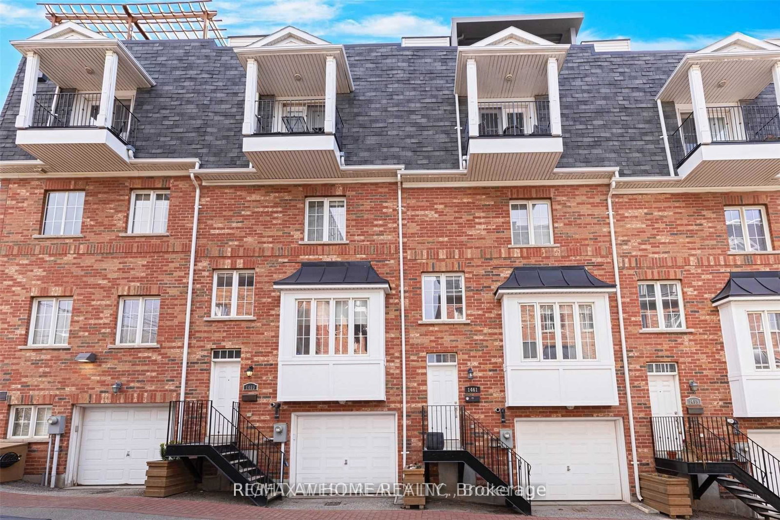 1463-queen-street-e-toronto-ontario-e12806530