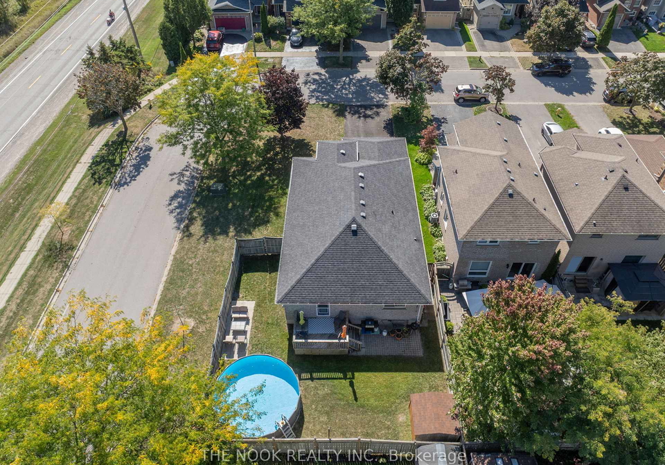 58-stagemaster-crescent-clarington-ontario-e12806698