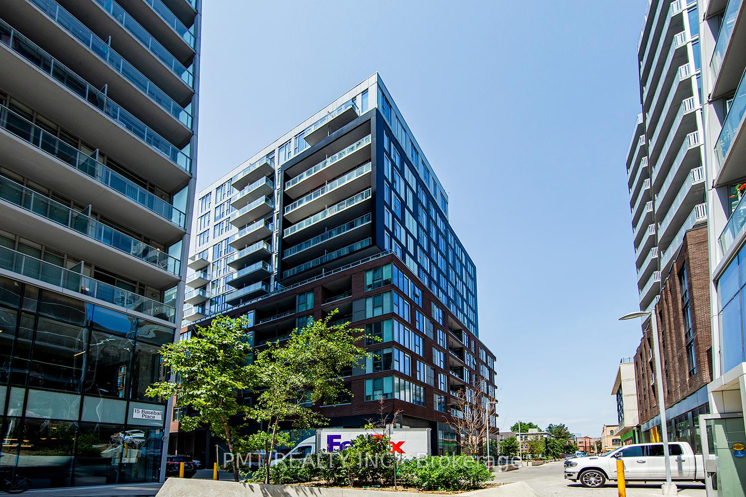 30-baseball-place-toronto-ontario-e12806934