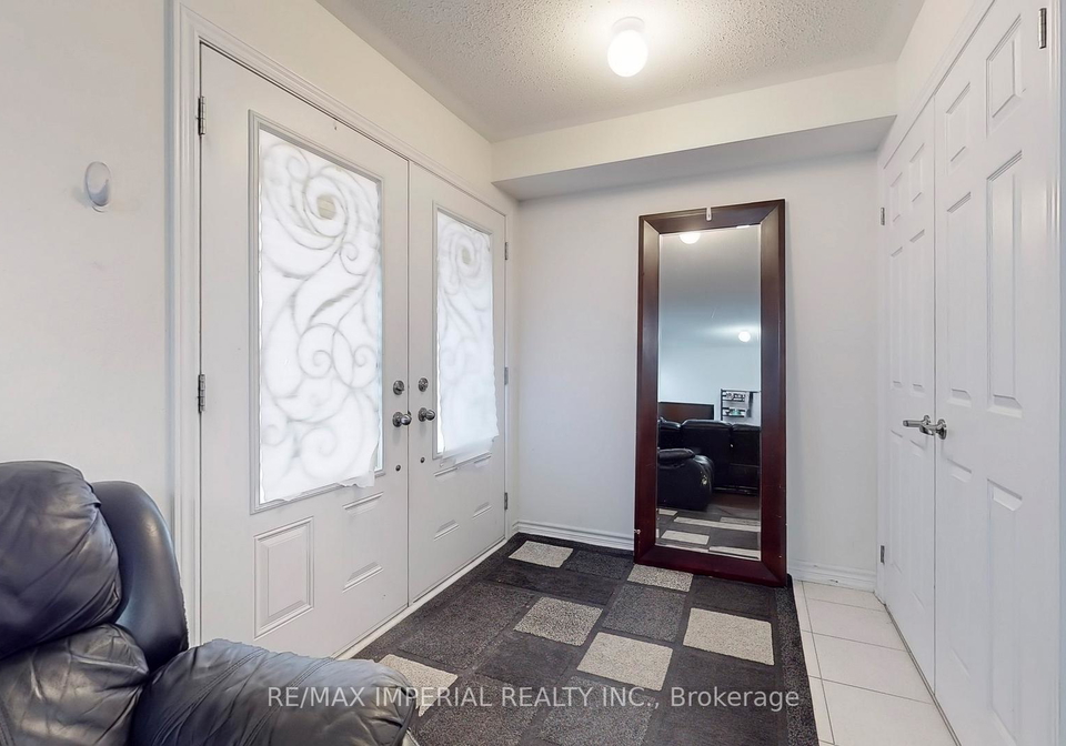 7-cornerside-way-whitby-ontario-e12808506